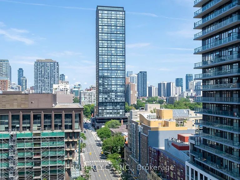 159 Dundas St E #1506 — Photo 18