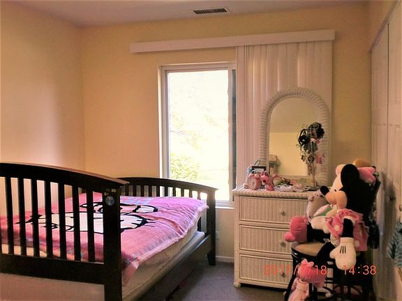 5th image of 106 Mullingar Ct APT 1B