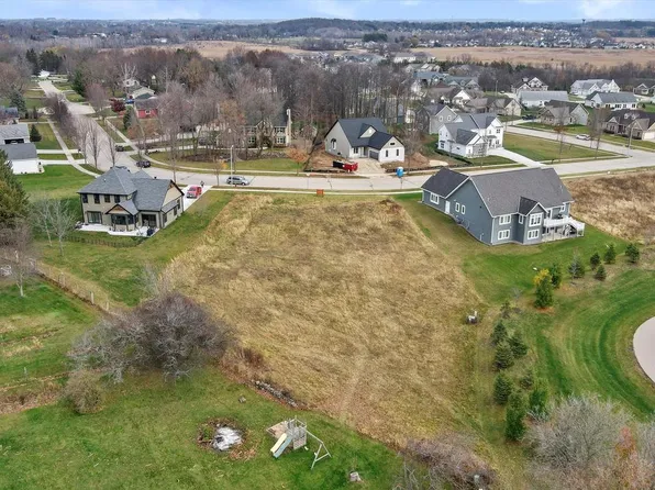 Lt3 FIREFLY TRAIL, Hartford, WI 53027