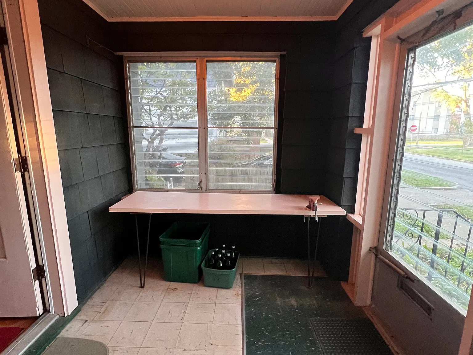 3 bed, 1.5 bath, 2400 sqft, $1,495 — Photo 4
