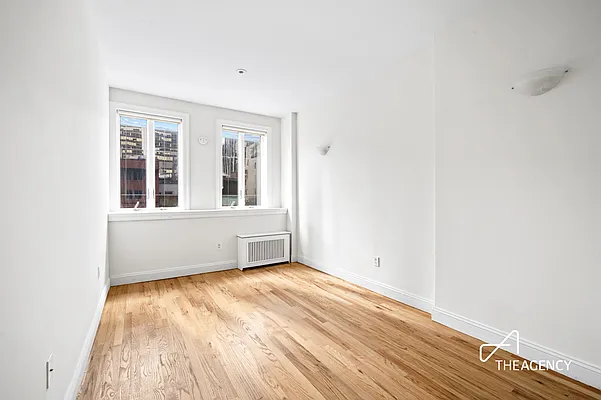 Rented by The Agency | media 9