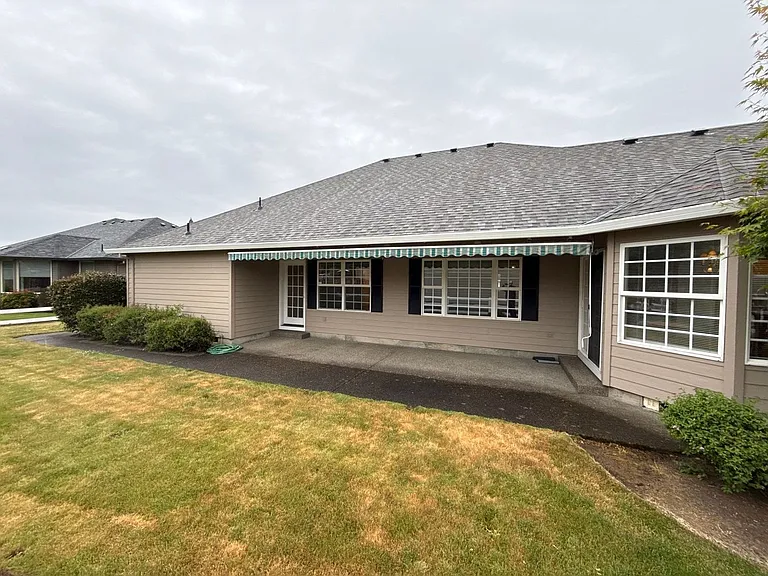 191 McLaughlin Dr — Photo 46