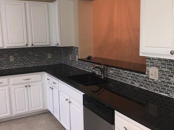 5th image of 3668 Lilac Ln APT 6