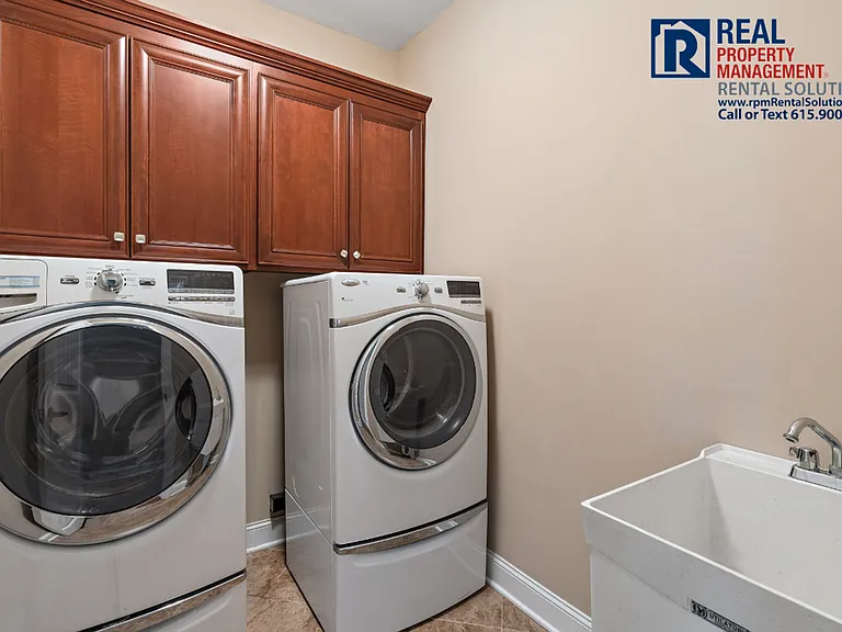 7670 Knobdate Rd — Photo 27