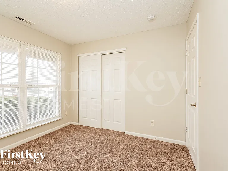 3149 Monterey Dr — Photo 13