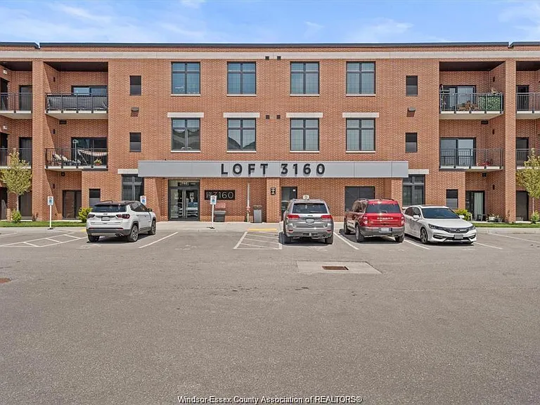 3160 Meadowbrook Ln #204 — Photo 1