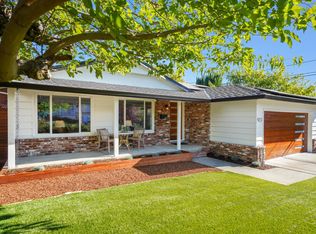901 Round Hill Rd, Redwood City, CA 94061