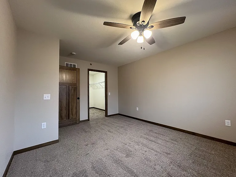 Gateway Place Apartments — Photo 96