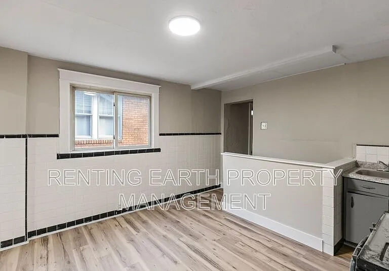 8212 Toddy Ave — Photo 12