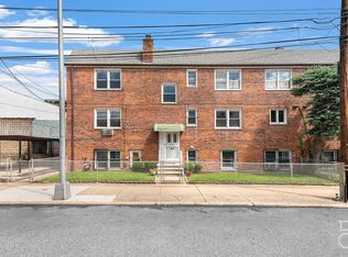 1923 24th Rd, Astoria, NY 11102