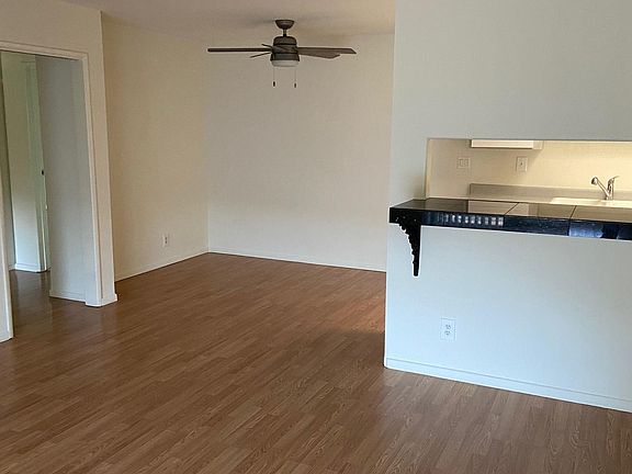 4th image of 11138 Aqua Vista St APT 64
