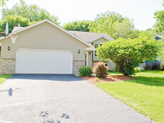 2nd image of 1920 Highland Dr