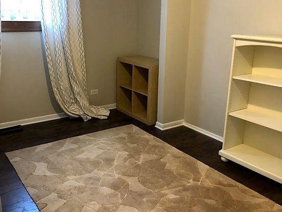 5th image of 286 E Norman Ln