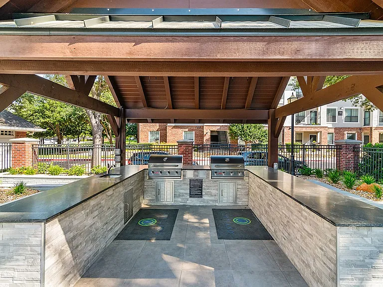Cortland West Plano — Photo 30