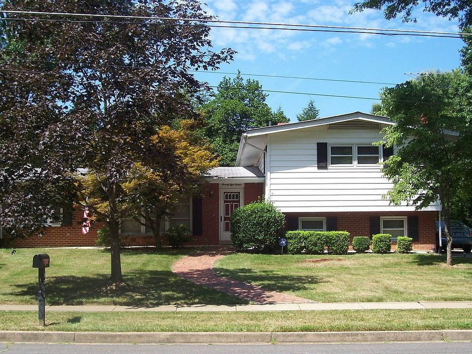 7816 Oaklawn Dr.