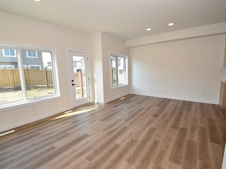 2131 5th Ave SW — Photo 9