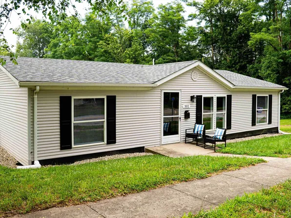 301 S Jefferson St, Knightstown, IN 46148