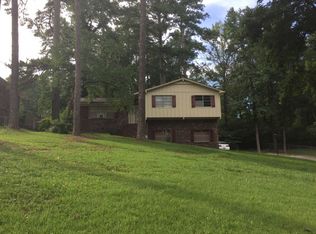 1104 Sunhill Rd, Birmingham, AL 35215