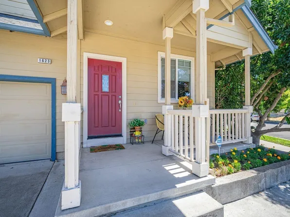 1623 Clover Lane, Santa Rosa, CA 95401