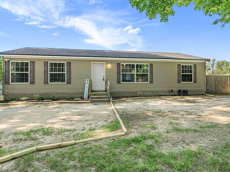 1st image of 119 S Wood Meadows Dr