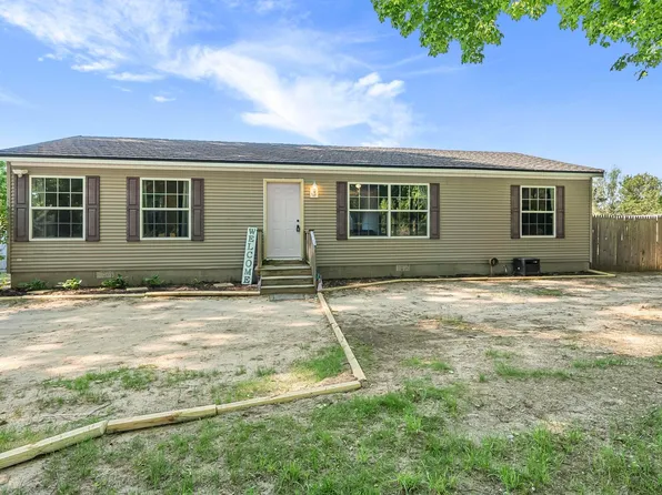 119 S Wood Meadows Dr, Buckley, MI 49620