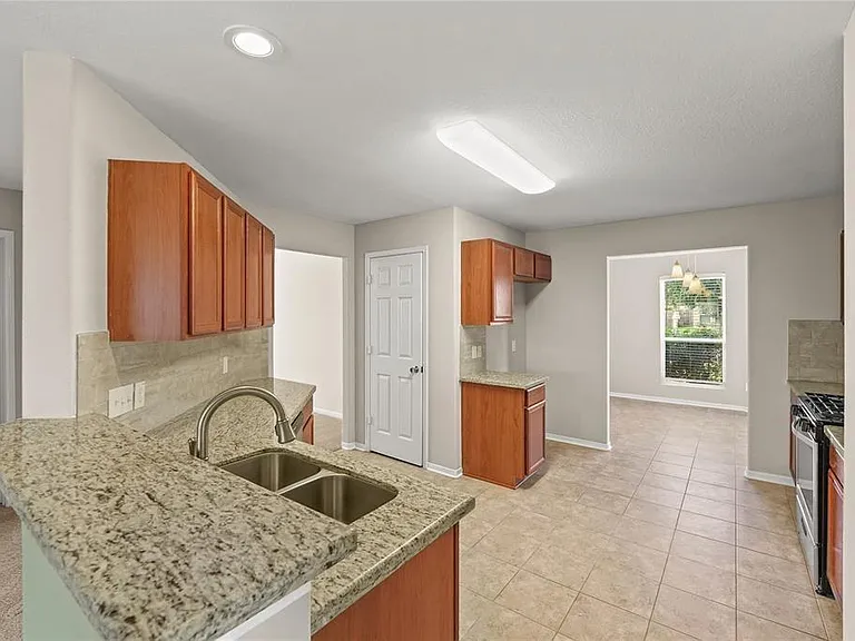 3006 Madison Elm St — Photo 4