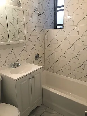 Rented by Compass | media 7