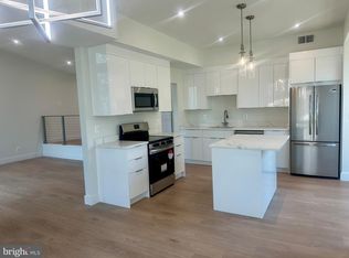 11620 Ivystone Ct APT 300, Reston, VA 20191