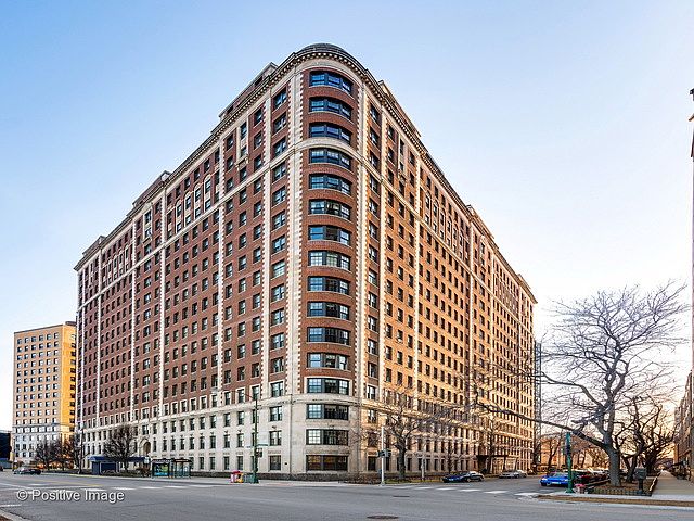 1st image of 3750 N Lake Shore Dr APT 16B