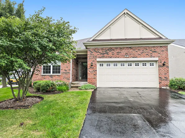 957 Laguna Ln, Hampshire, IL 60140