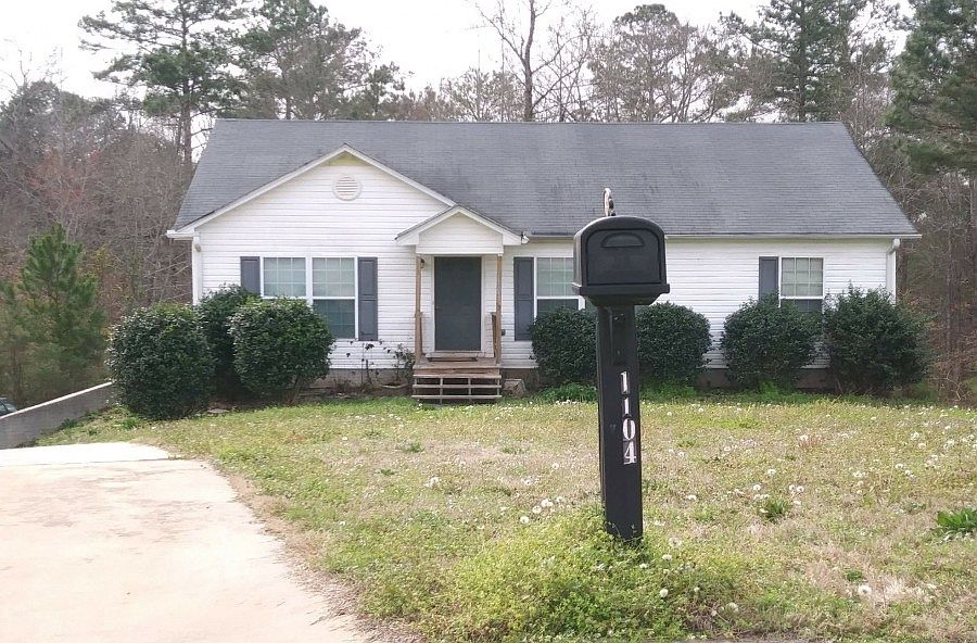 1st image of 1104 Driftwood Ct