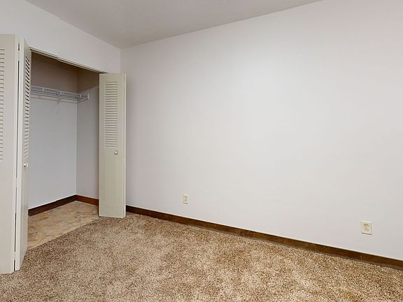 5th image of 519 10th Ave SE APT 6