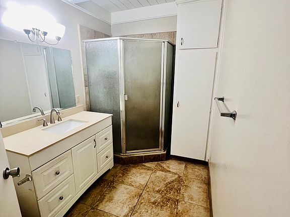 Bathroom with standing shower