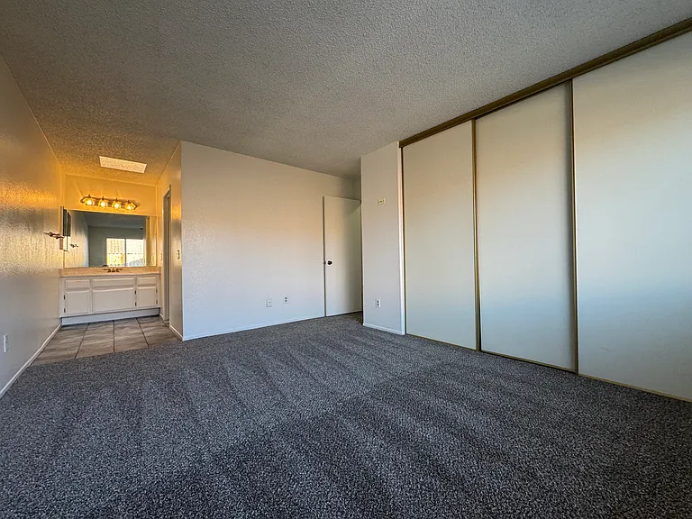 13718 Nassau Dr — Photo 11