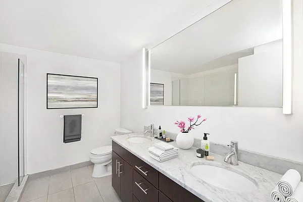 Rented by Bold Marketing | media 12