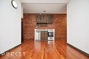 Rented by PocketBroker Inc