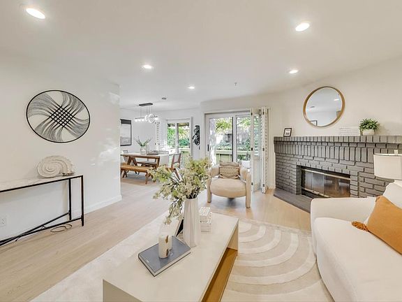 5th image of 104 Bonita Ln