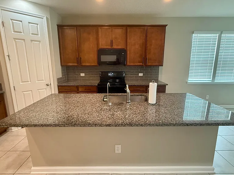 5162 Sawmill Point Way — Photo 8