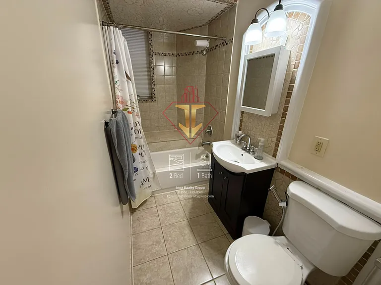 146-150 Manhattan Ave #3 — Photo 5