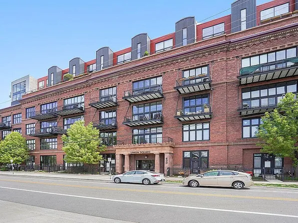 600 Broadway Ave NW APT 325, Grand Rapids, MI 49504