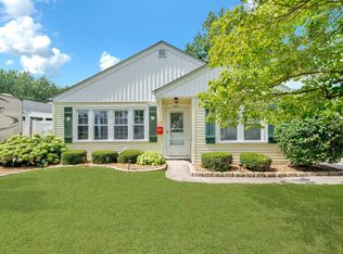 9220 S 49th Ave, Oak Lawn, IL 60453