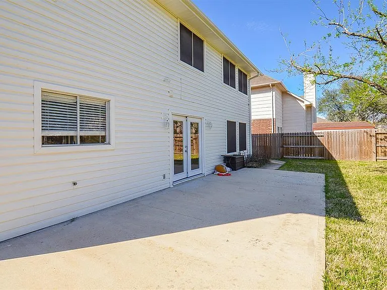 3702 Lauderwood Ln — Photo 18