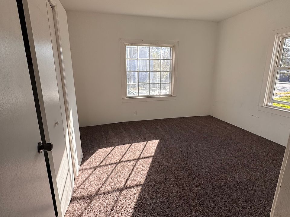 1st image of 855 Butterworth St SW #1