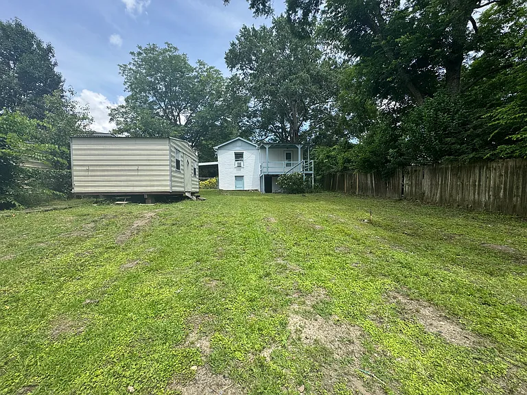 6243 Highland Ave — Photo 16