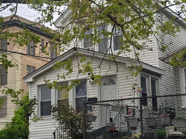 10960 Lefferts Blvd, South Ozone Park, NY 11420