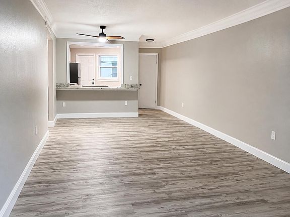 2nd image of 1723 NE Miami Gardens Dr APT 237