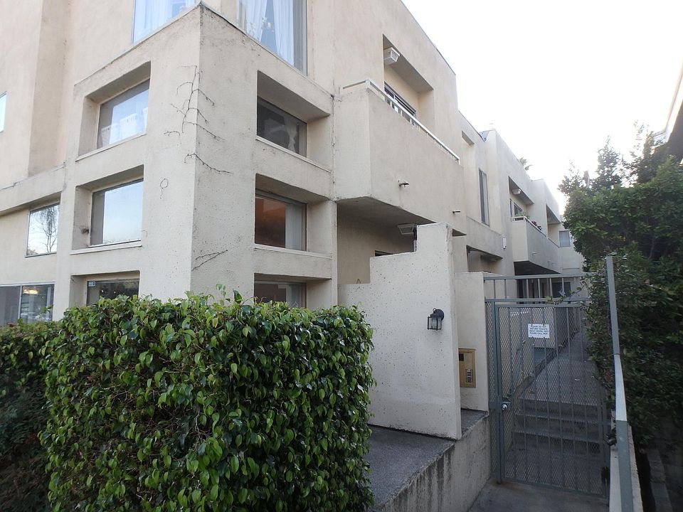 1st image of 4315 Dixie Canyon Ave APT 202