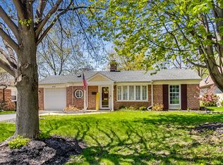 418 N Dryden Pl, Arlington Heights, IL
