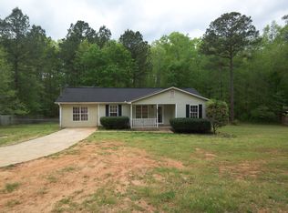 694 Sunset Dr, Locust Grove, GA 30248