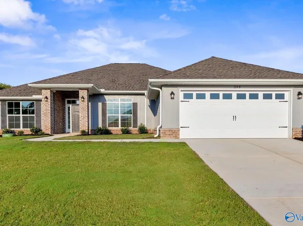 208 Gwynns Fall Trl, Huntsville, AL 35810